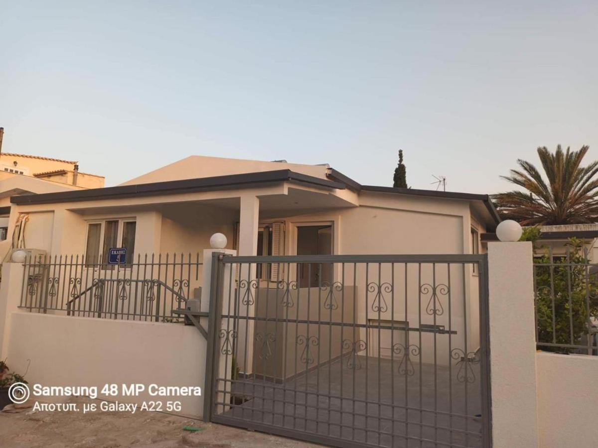 Oresti'S Villa Near Airport & Beach Artemida  Dış mekan fotoğraf